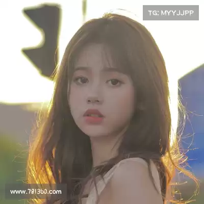 劳麟非